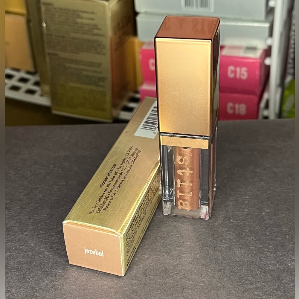 Stila Shimmer and Glow Liquid Eyeshadow JEZEBEL
